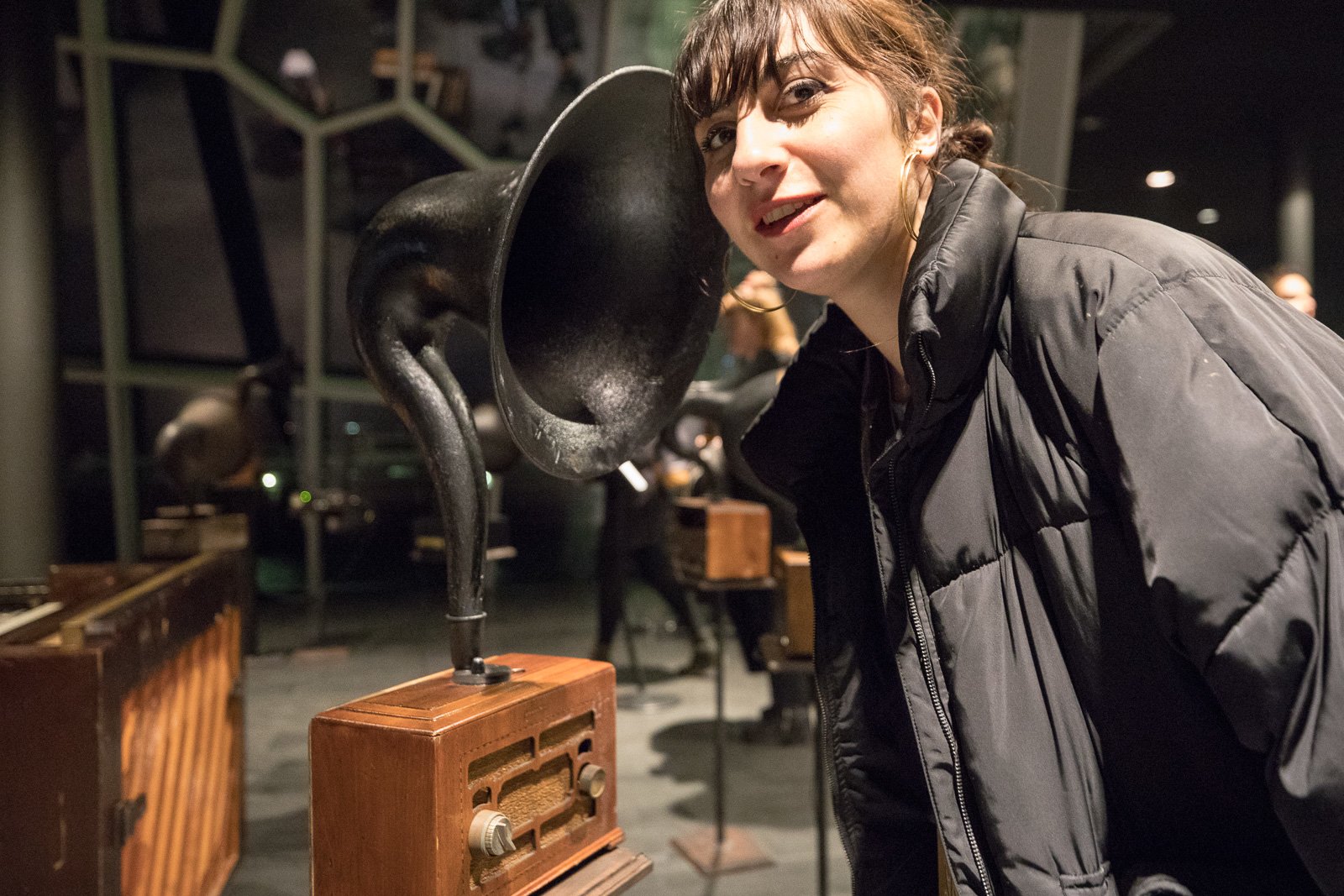 Live Painting, Sound Bathing, Dance, Gramophones: The Art Of Norður Og Niður