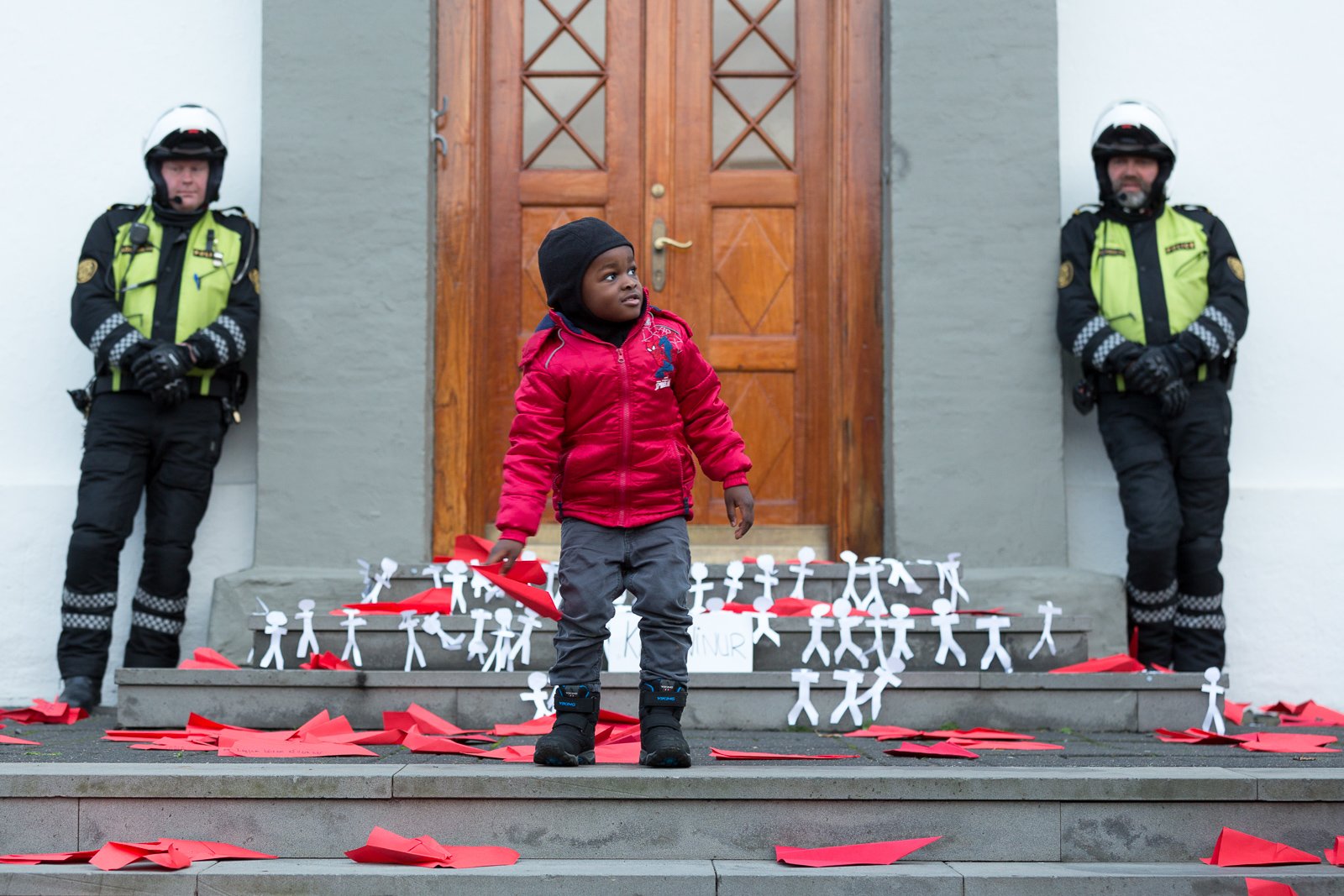Icelanders Demand End To Deportations Of Families And Children – PHOTOS & VIDEO