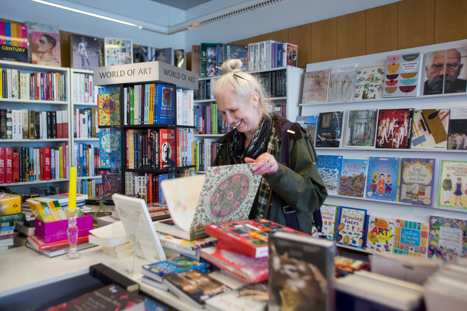 Niches Of Sjónarlind: Bergstaðastræti’s Bookstore Offers A Plethora Of Peculiarities