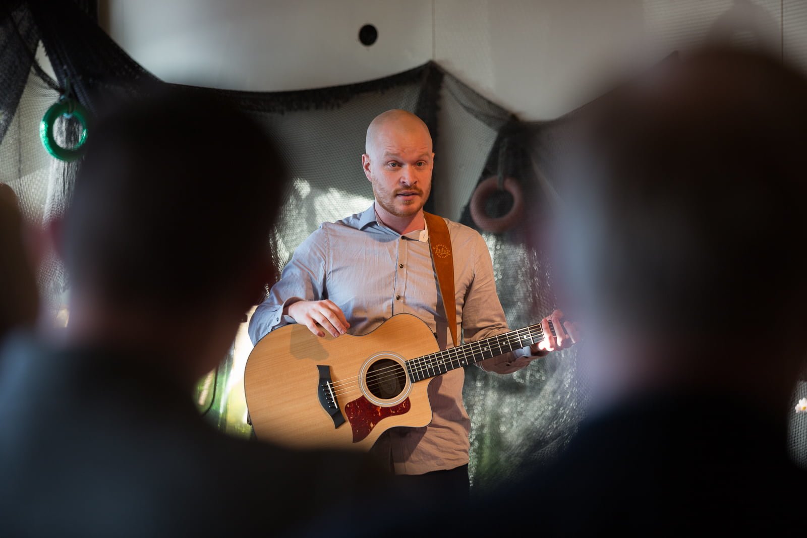 Outside Of Reykjavík: Theatre, Rock ‘n’ Roll & Elves