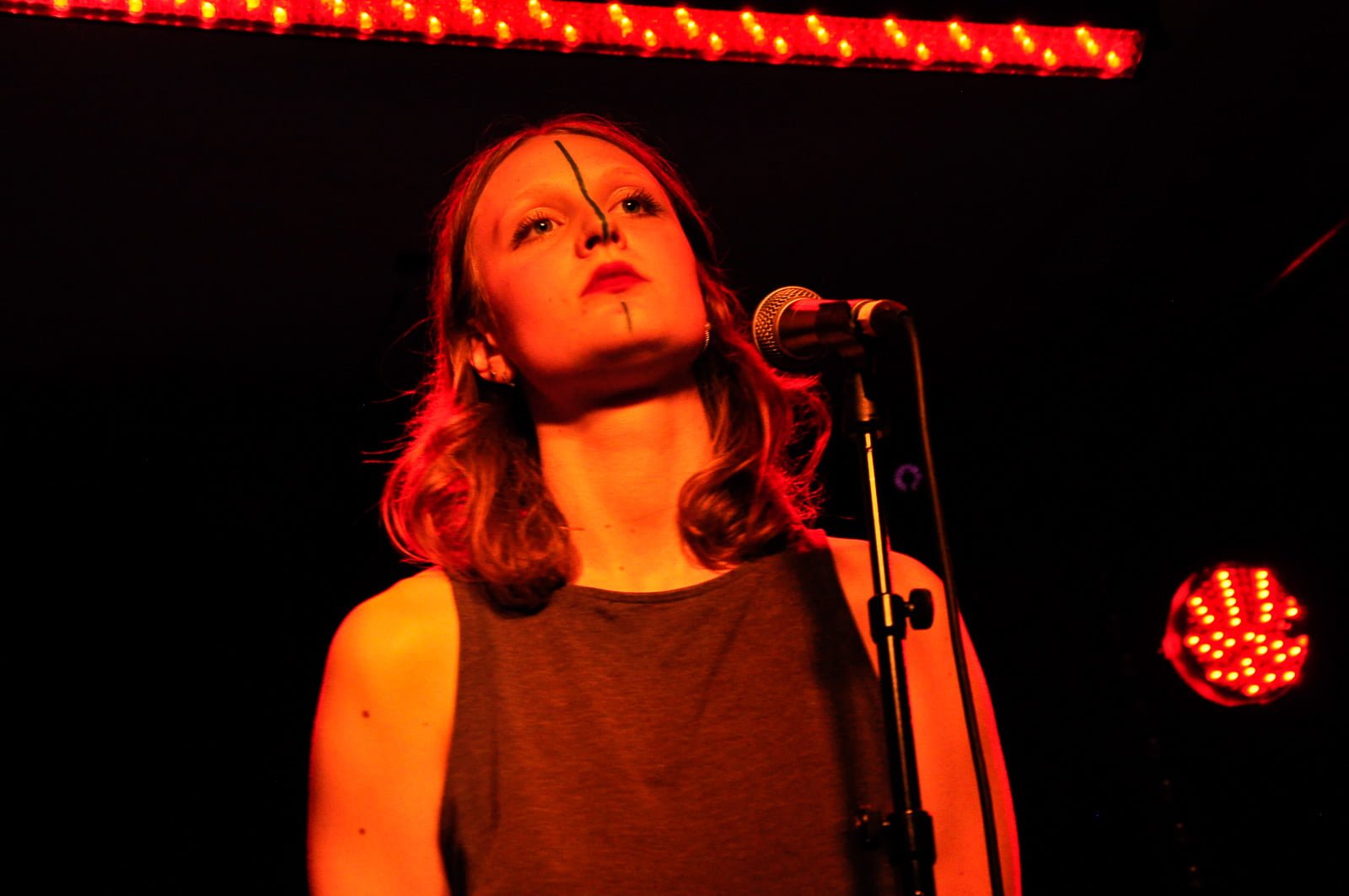 Stay Weird: Four Emerging Acts Take Over Húrra