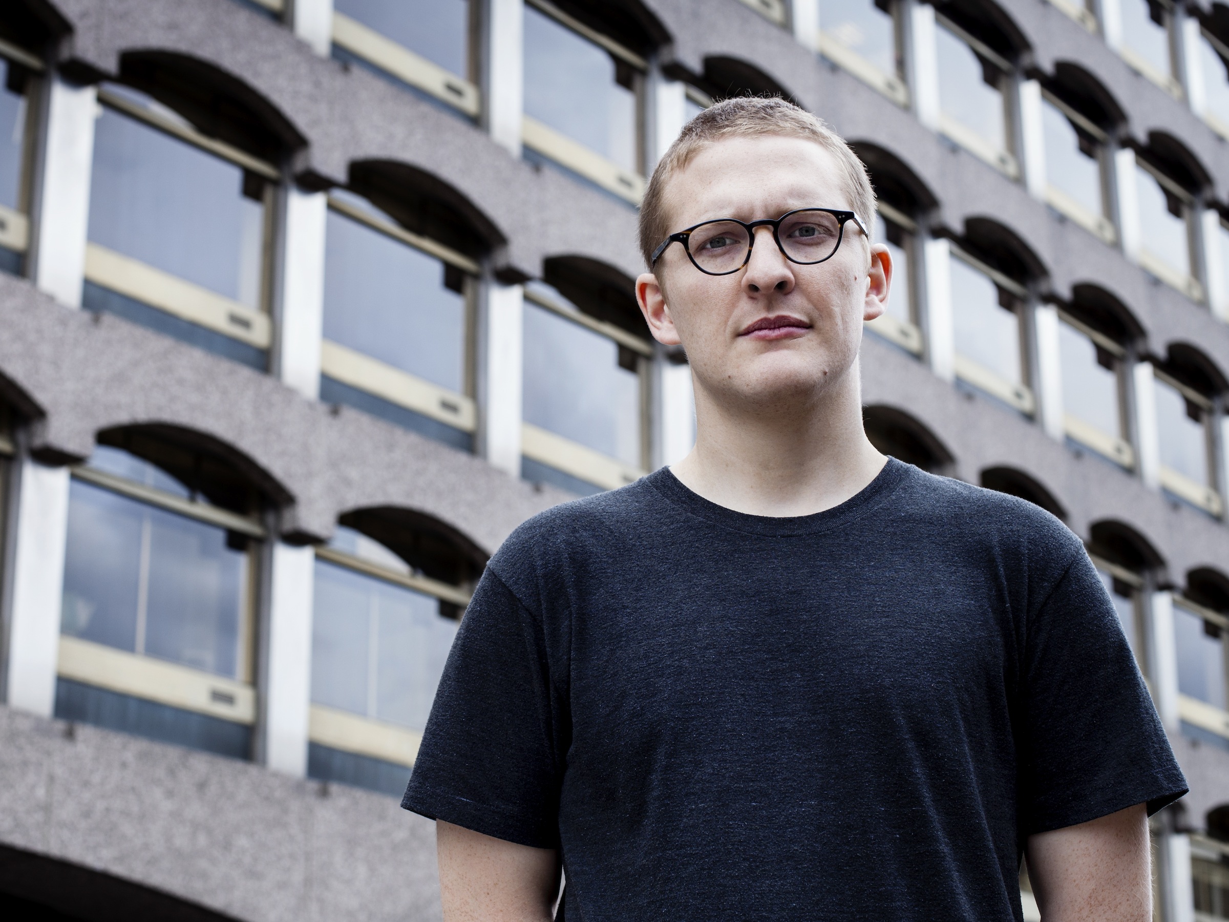 Floating Points, Buzzing Out Of The Ether