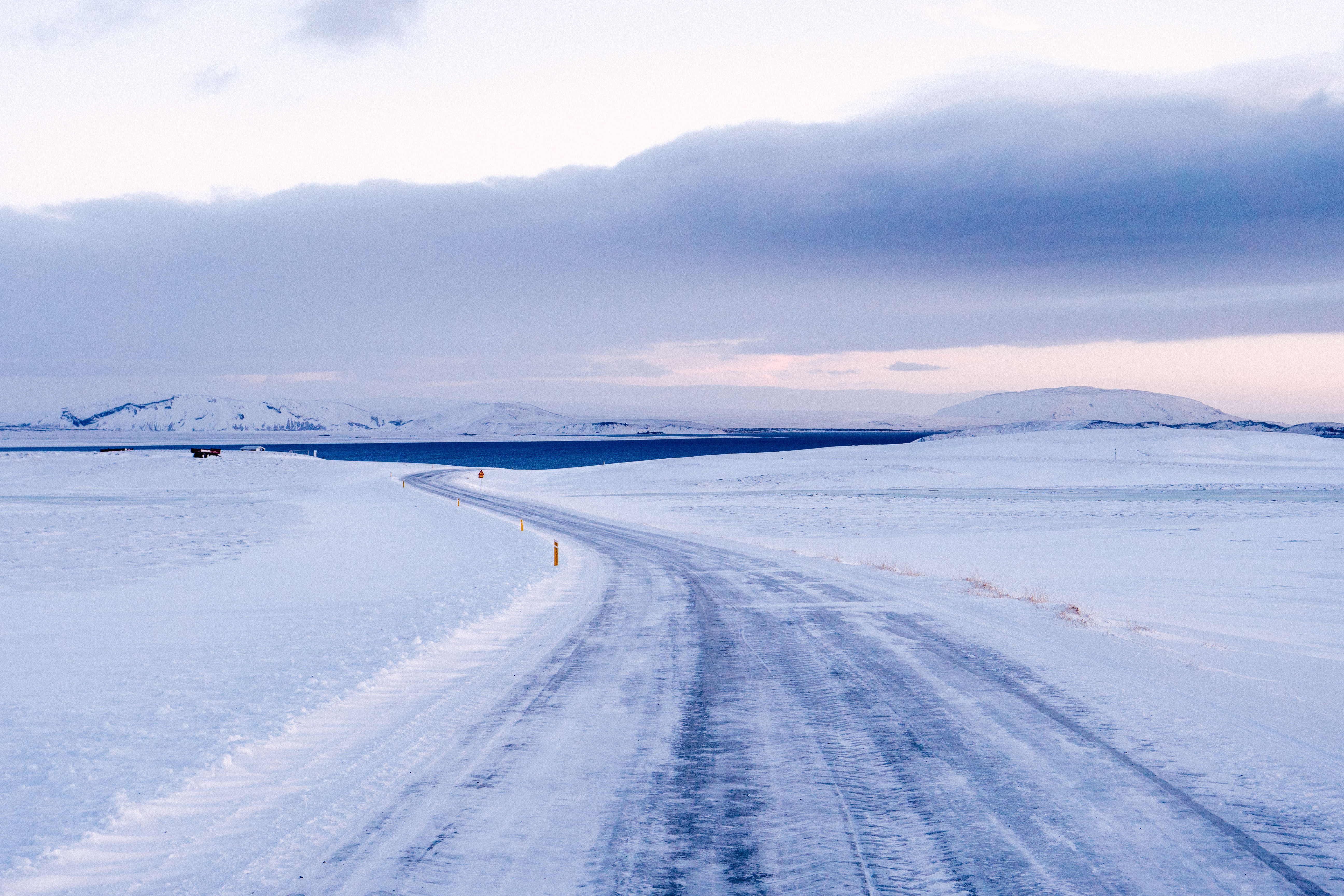 Homemade Plane Landed On Þingvallavatn’s Frozen Surface In March