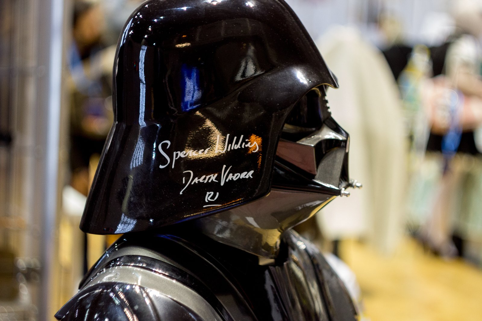 Selfies With Sith Lords: Iceland’s Midgard Comic-Con Comes Online