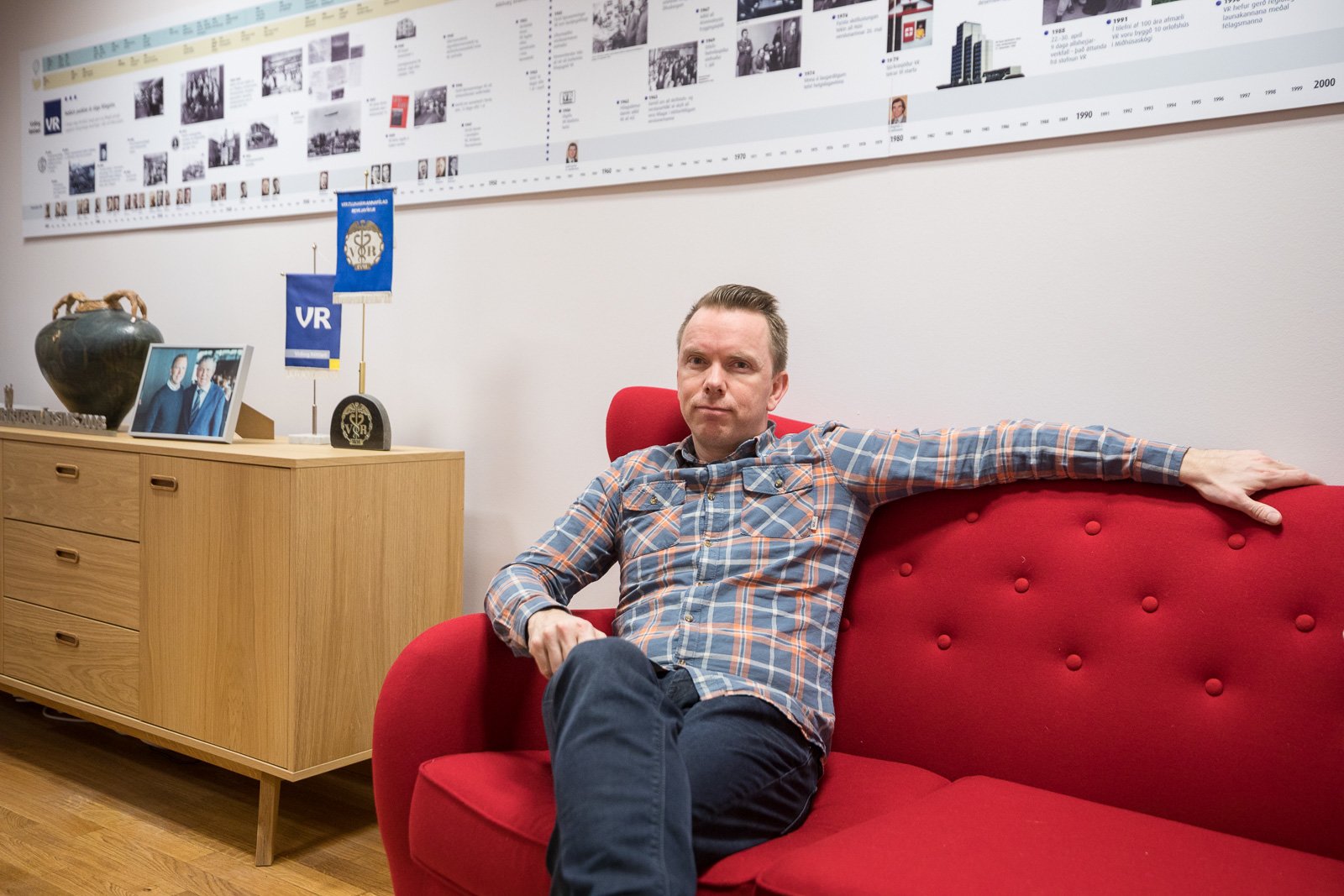 Icelandic Union Proposes All Workers Get Same Pay Rise As Company Director