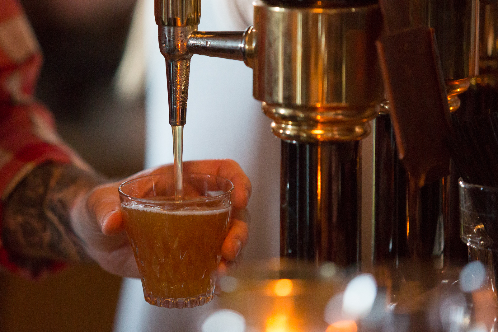 A Guide To All-Day Drinking In Reykjavík