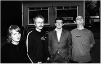 12 Tónar: Rock star and classical musician run record store