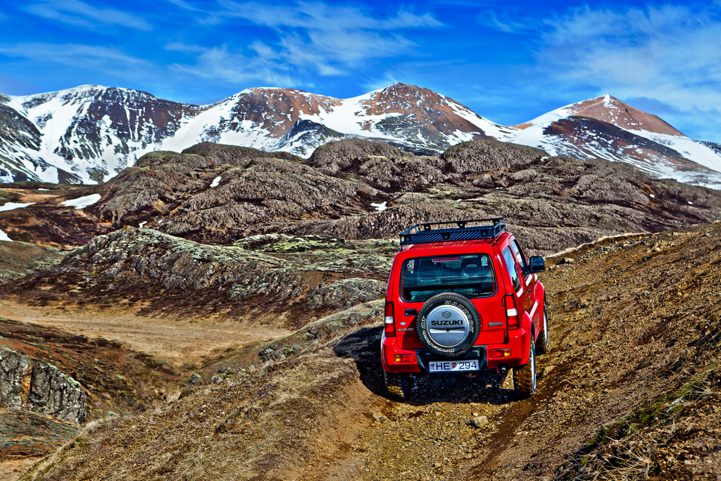 Top Tips for Driving Safely in Iceland