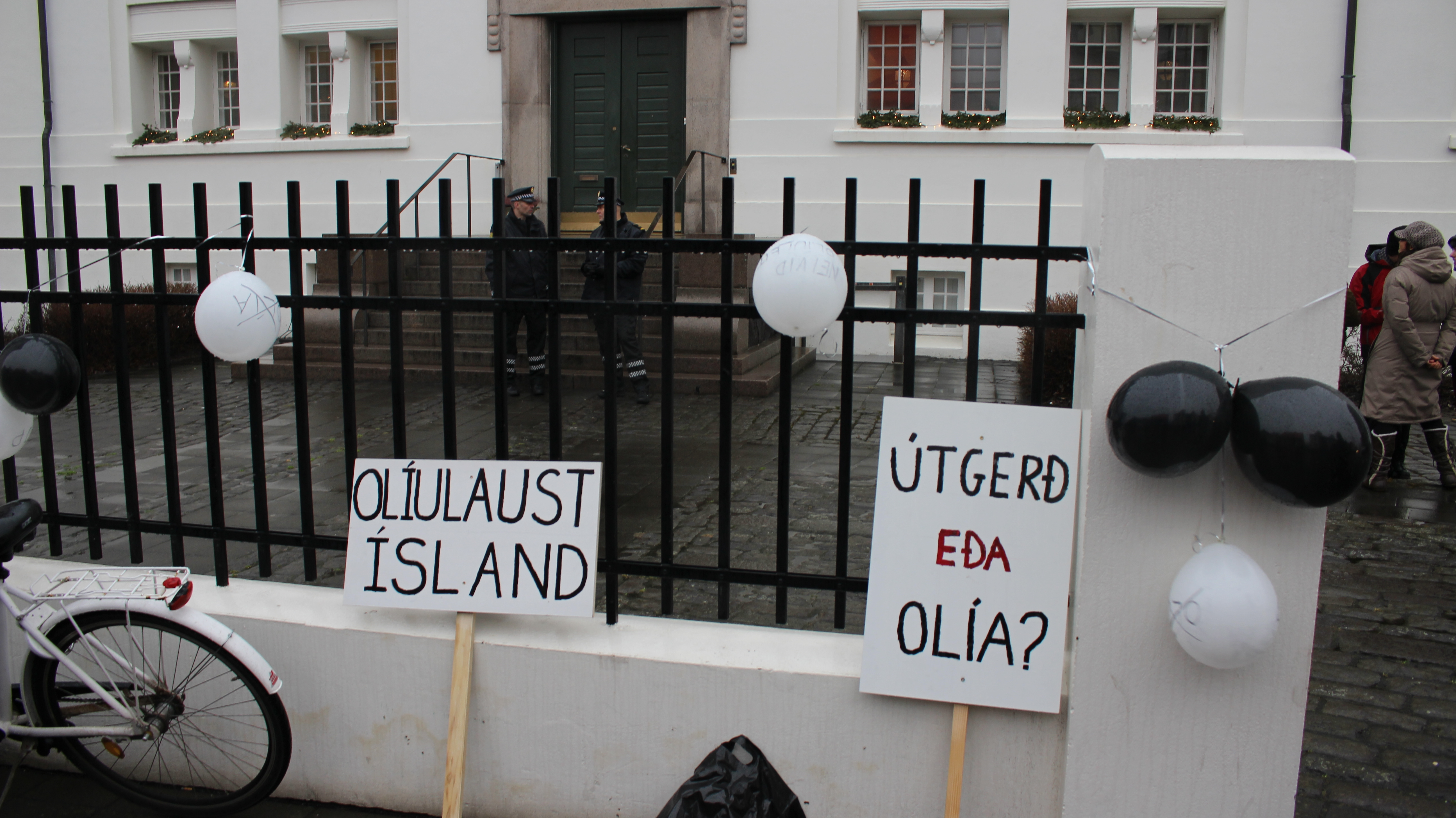Dozens Protest Oil Drilling In Icelandic Waters