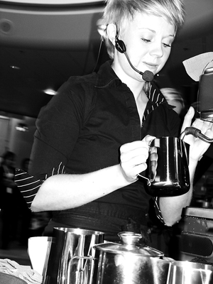 CAPPUCCINO CHANGE-UP: Iceland’s 2005 Barista Competition