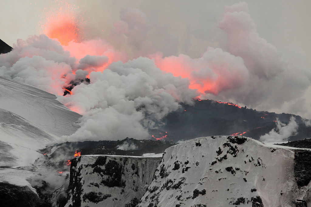 Area North Of Bárðarbunga Volcano Evacuated