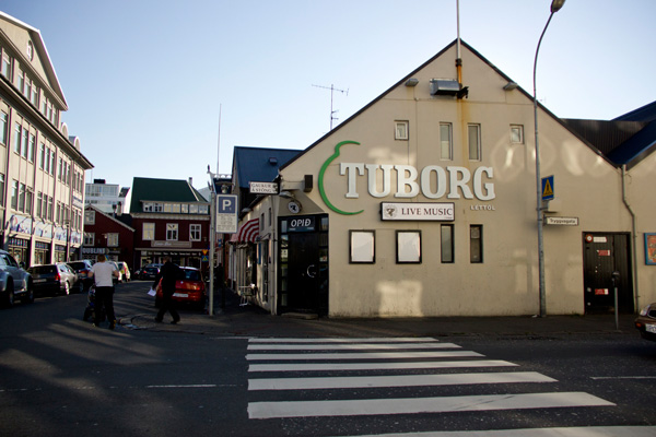 Stand-up Comedy At Airwaves: Jóhann Thinks You Can Do Five Minutes